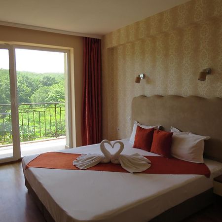 Family Hotel Dayana Beach Sinemoretz Exterior photo